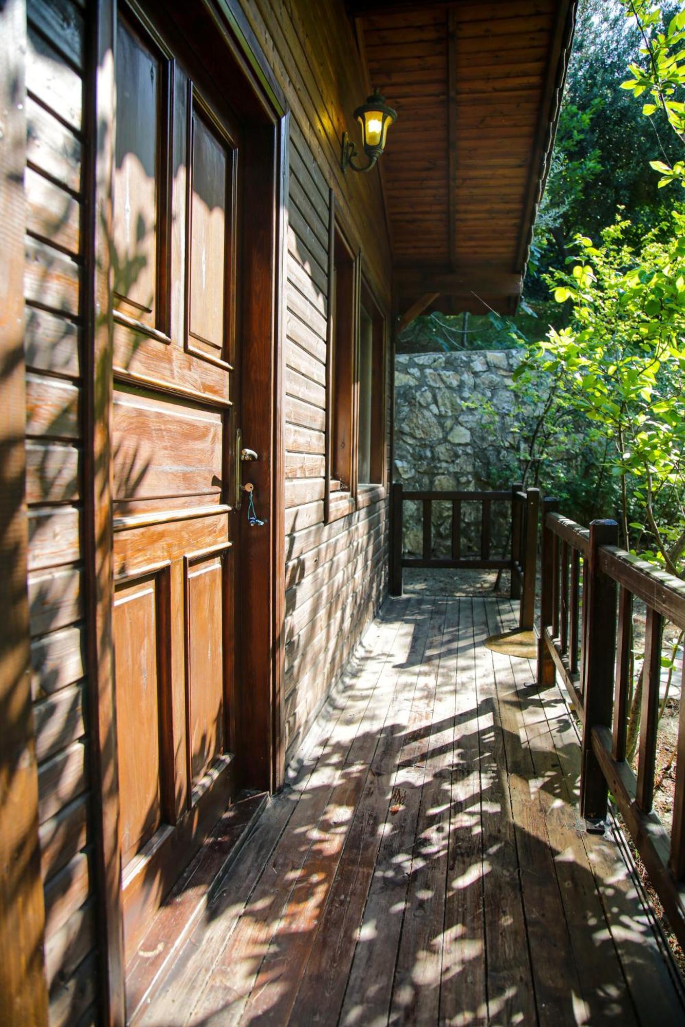Dusler Vadisi Kazdaglari Hotel Edremit  Exterior photo